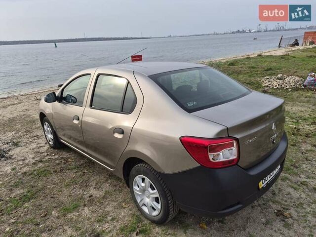 Бежевый Рено Логан, объемом двигателя 1.15 л и пробегом 27 тыс. км за 5600 $, фото 4 на Automoto.ua