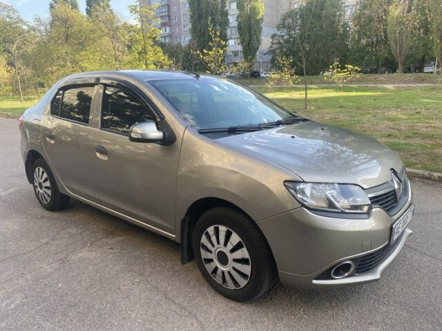 Бежевый Рено Логан, объемом двигателя 1.6 л и пробегом 147 тыс. км за 6800 $, фото 1 на Automoto.ua