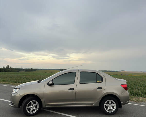 Бежевый Рено Логан, объемом двигателя 1.46 л и пробегом 177 тыс. км за 7000 $, фото 3 на Automoto.ua