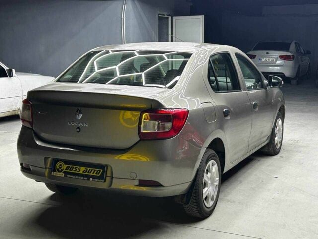 Бежевый Рено Логан, объемом двигателя 1.5 л и пробегом 37 тыс. км за 8200 $, фото 5 на Automoto.ua