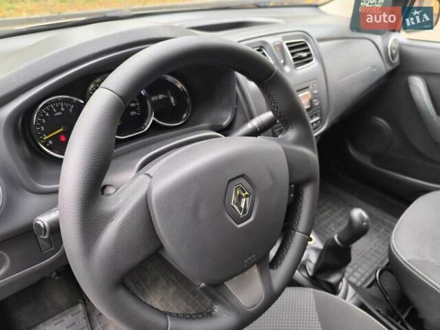 Бежевый Рено Логан, объемом двигателя 1.46 л и пробегом 159 тыс. км за 5950 $, фото 22 на Automoto.ua