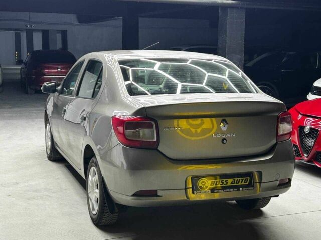 Бежевый Рено Логан, объемом двигателя 1.5 л и пробегом 37 тыс. км за 8200 $, фото 3 на Automoto.ua