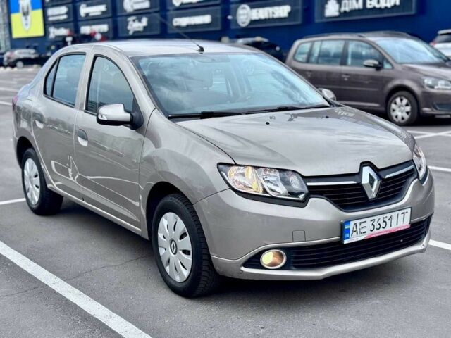 Бежевый Рено Логан, объемом двигателя 1.5 л и пробегом 143 тыс. км за 4500 $, фото 5 на Automoto.ua