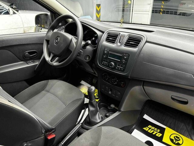 Бежевый Рено Логан, объемом двигателя 1.5 л и пробегом 37 тыс. км за 8200 $, фото 11 на Automoto.ua