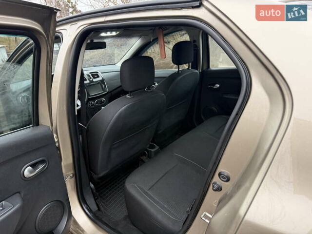 Бежевый Рено Логан, объемом двигателя 1.46 л и пробегом 169 тыс. км за 7700 $, фото 10 на Automoto.ua