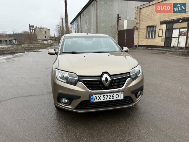 Бежевый Рено Логан, объемом двигателя 1.46 л и пробегом 169 тыс. км за 7700 $, фото 1 на Automoto.ua