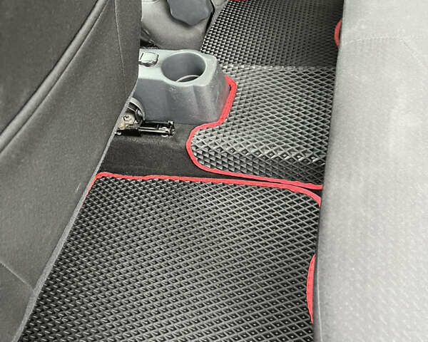 Бежевый Рено Логан, объемом двигателя 1.46 л и пробегом 110 тыс. км за 9250 $, фото 9 на Automoto.ua