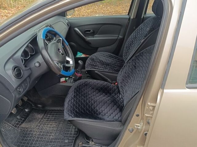 Бежевий Рено Логан, об'ємом двигуна 1.5 л та пробігом 72 тис. км за 12000 $, фото 6 на Automoto.ua