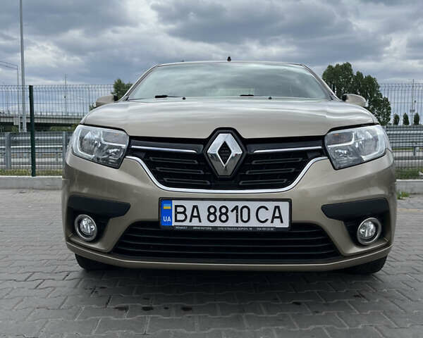 Бежевый Рено Логан, объемом двигателя 1.46 л и пробегом 110 тыс. км за 9250 $, фото 1 на Automoto.ua