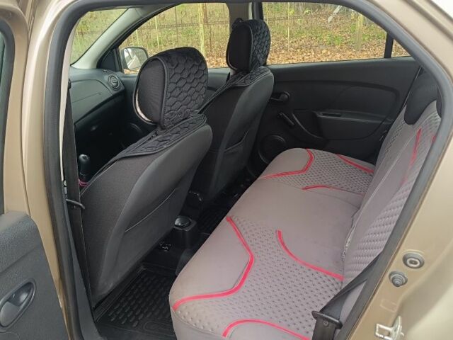 Бежевий Рено Логан, об'ємом двигуна 1.5 л та пробігом 72 тис. км за 12000 $, фото 7 на Automoto.ua