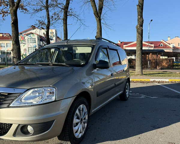 Бежевый Рено Логан, объемом двигателя 1.6 л и пробегом 186 тыс. км за 5200 $, фото 3 на Automoto.ua