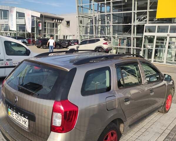 Бежевый Рено Логан, объемом двигателя 1.46 л и пробегом 100 тыс. км за 8300 $, фото 5 на Automoto.ua