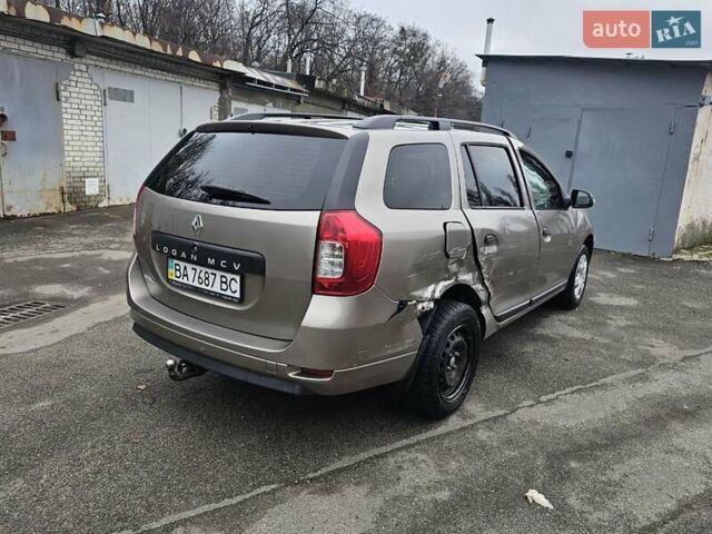 Бежевый Рено Логан, объемом двигателя 1.46 л и пробегом 178 тыс. км за 4000 $, фото 5 на Automoto.ua