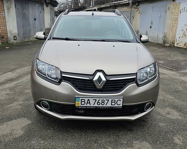 Бежевый Рено Логан, объемом двигателя 1.46 л и пробегом 178 тыс. км за 3700 $, фото 2 на Automoto.ua