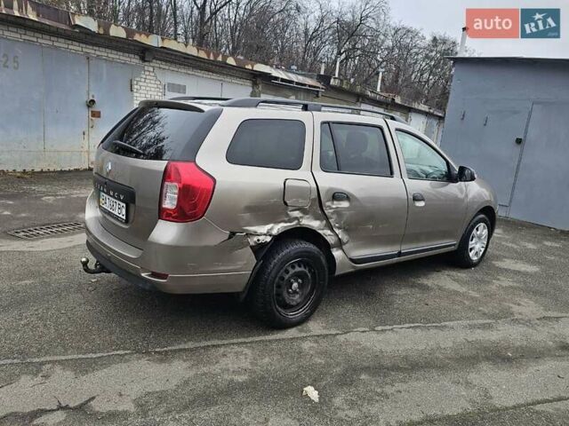 Бежевый Рено Логан, объемом двигателя 1.46 л и пробегом 178 тыс. км за 4000 $, фото 7 на Automoto.ua