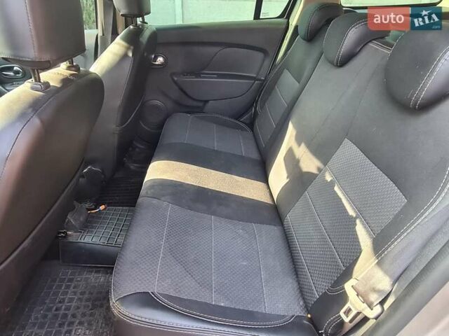 Бежевый Рено Логан, объемом двигателя 1.46 л и пробегом 99 тыс. км за 9900 $, фото 20 на Automoto.ua