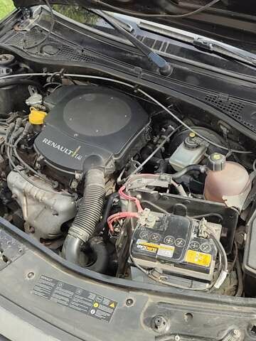 Черный Рено Логан, объемом двигателя 1.4 л и пробегом 154 тыс. км за 4600 $, фото 2 на Automoto.ua