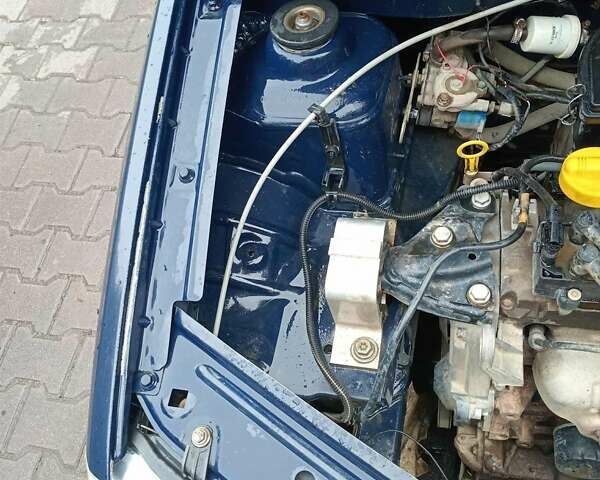 Чорний Рено Логан, об'ємом двигуна 1.4 л та пробігом 450 тис. км за 2650 $, фото 5 на Automoto.ua