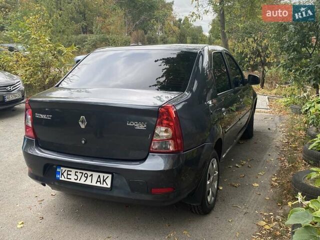 Черный Рено Логан, объемом двигателя 1.4 л и пробегом 145 тыс. км за 5600 $, фото 4 на Automoto.ua