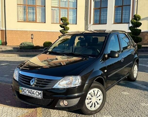 Чорний Рено Логан, об'ємом двигуна 1.39 л та пробігом 95 тис. км за 4550 $, фото 1 на Automoto.ua