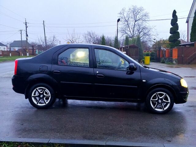 Чорний Рено Логан, об'ємом двигуна 1.4 л та пробігом 220 тис. км за 2900 $, фото 6 на Automoto.ua