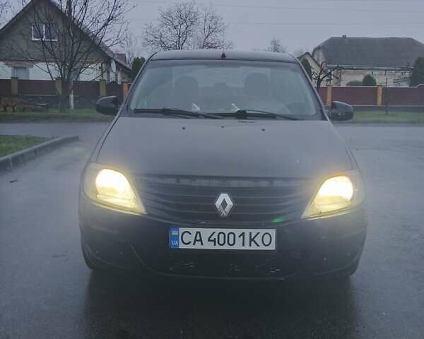 Чорний Рено Логан, об'ємом двигуна 1.39 л та пробігом 210 тис. км за 2900 $, фото 1 на Automoto.ua