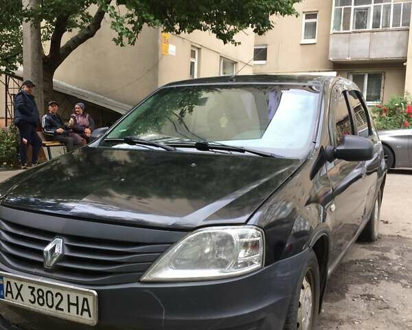 Черный Рено Логан, объемом двигателя 1.39 л и пробегом 224 тыс. км за 2600 $, фото 2 на Automoto.ua