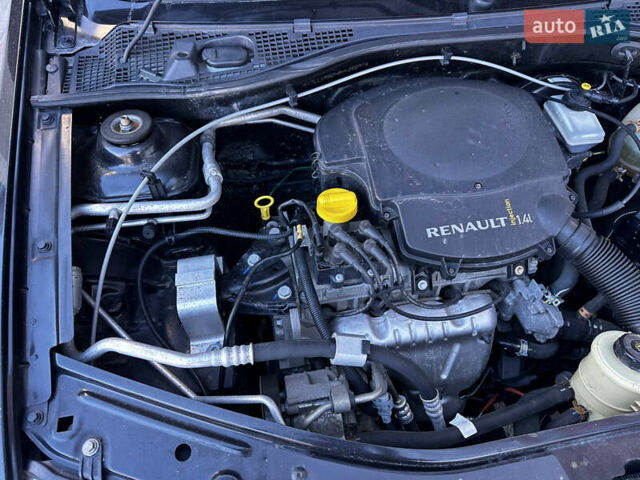 Черный Рено Логан, объемом двигателя 1.4 л и пробегом 104 тыс. км за 5350 $, фото 15 на Automoto.ua