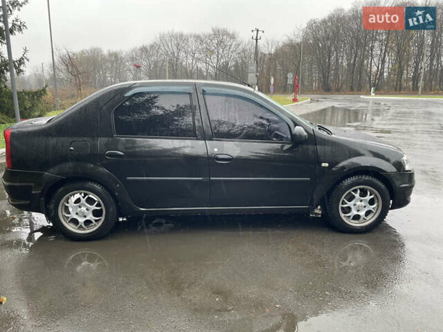 Черный Рено Логан, объемом двигателя 1.39 л и пробегом 350 тыс. км за 4500 $, фото 3 на Automoto.ua