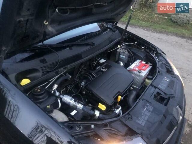 Черный Рено Логан, объемом двигателя 1.1 л и пробегом 145 тыс. км за 4500 $, фото 8 на Automoto.ua