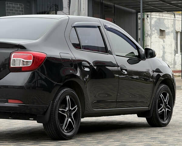 Черный Рено Логан, объемом двигателя 1.15 л и пробегом 288 тыс. км за 6000 $, фото 5 на Automoto.ua