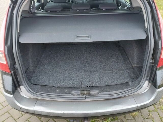 Чорний Рено Логан, об'ємом двигуна 0 л та пробігом 245 тис. км за 2600 $, фото 7 на Automoto.ua