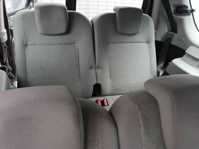 Чорний Рено Логан, об'ємом двигуна 1.6 л та пробігом 186 тис. км за 5300 $, фото 7 на Automoto.ua