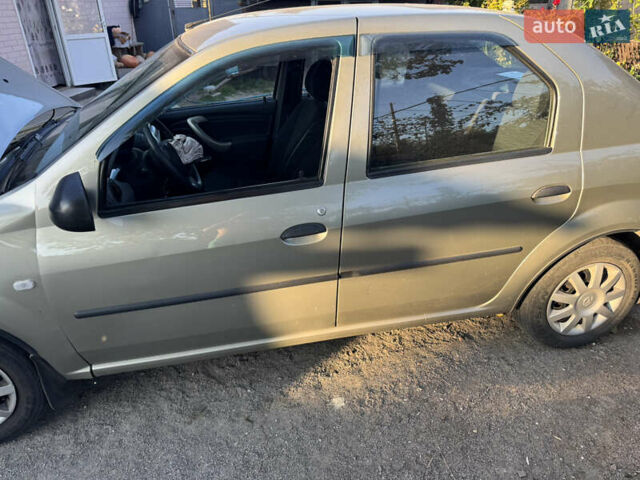 Коричневий Рено Логан, об'ємом двигуна 0 л та пробігом 160 тис. км за 2700 $, фото 2 на Automoto.ua
