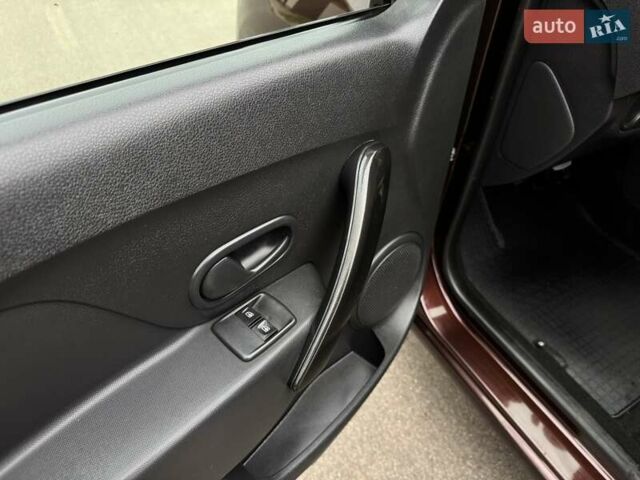 Коричневий Рено Логан, об'ємом двигуна 1.46 л та пробігом 155 тис. км за 8200 $, фото 45 на Automoto.ua