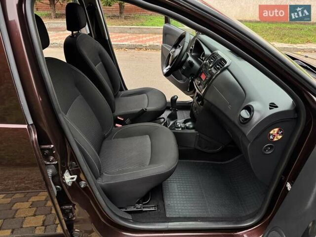 Коричневий Рено Логан, об'ємом двигуна 1.46 л та пробігом 155 тис. км за 8200 $, фото 47 на Automoto.ua