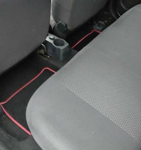 Коричневый Рено Логан, объемом двигателя 1.5 л и пробегом 150 тыс. км за 7900 $, фото 6 на Automoto.ua