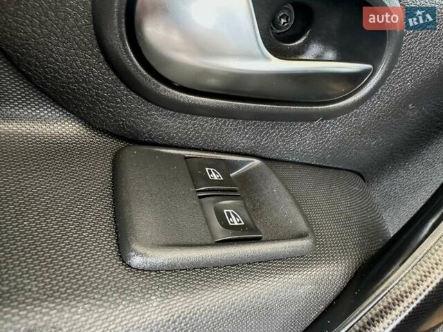 Коричневый Рено Логан, объемом двигателя 1.46 л и пробегом 75 тыс. км за 9500 $, фото 18 на Automoto.ua