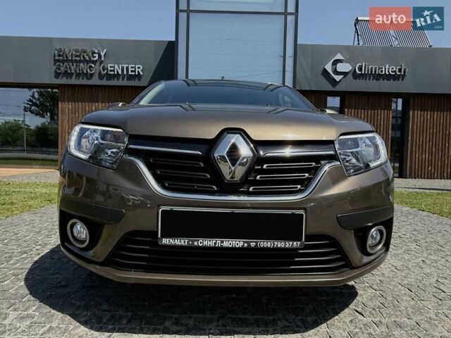 Коричневый Рено Логан, объемом двигателя 1.46 л и пробегом 75 тыс. км за 9500 $, фото 3 на Automoto.ua