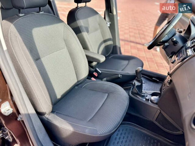 Коричневый Рено Логан, объемом двигателя 1.46 л и пробегом 40 тыс. км за 9555 $, фото 37 на Automoto.ua