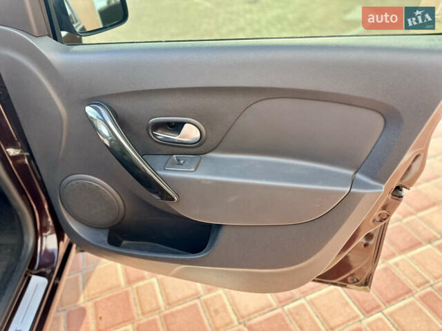 Коричневый Рено Логан, объемом двигателя 1.46 л и пробегом 40 тыс. км за 9555 $, фото 36 на Automoto.ua