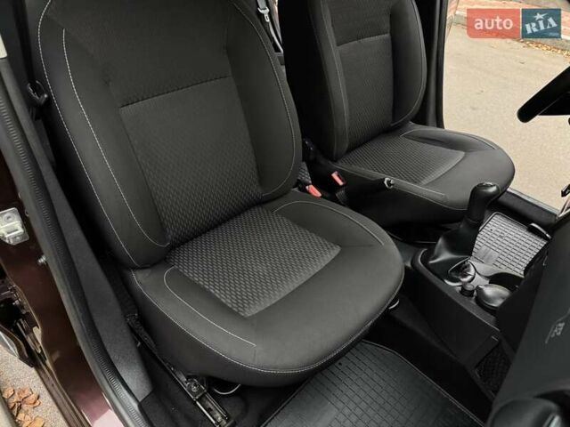 Коричневий Рено Логан, об'ємом двигуна 1.46 л та пробігом 155 тис. км за 8200 $, фото 48 на Automoto.ua