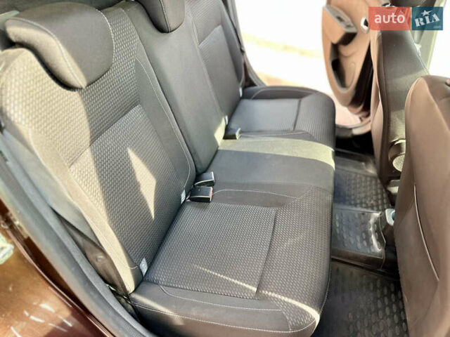 Коричневый Рено Логан, объемом двигателя 1.46 л и пробегом 40 тыс. км за 9555 $, фото 35 на Automoto.ua