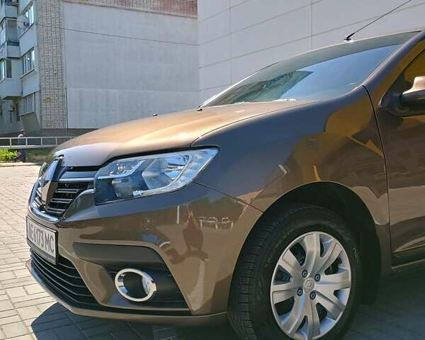 Коричневий Рено Логан, об'ємом двигуна 0.9 л та пробігом 81 тис. км за 10000 $, фото 32 на Automoto.ua