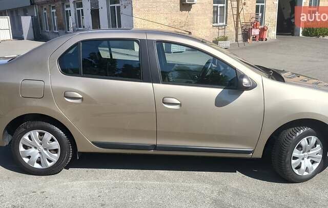 Коричневий Рено Логан, об'ємом двигуна 0.9 л та пробігом 8 тис. км за 11000 $, фото 2 на Automoto.ua