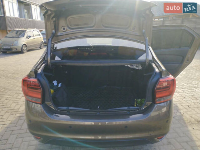 Коричневий Рено Логан, об'ємом двигуна 1.46 л та пробігом 106 тис. км за 11000 $, фото 6 на Automoto.ua