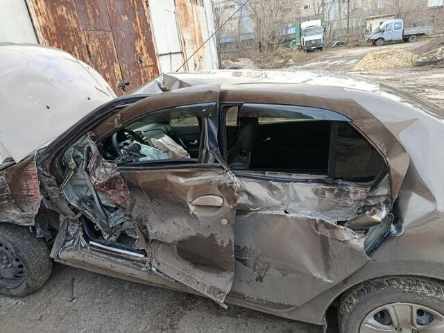 Коричневий Рено Логан, об'ємом двигуна 1.5 л та пробігом 45 тис. км за 4000 $, фото 2 на Automoto.ua