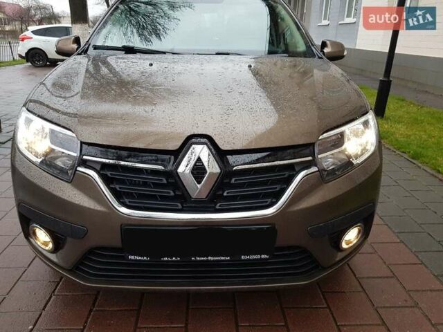 Коричневый Рено Логан, объемом двигателя 0.9 л и пробегом 18 тыс. км за 10800 $, фото 6 на Automoto.ua