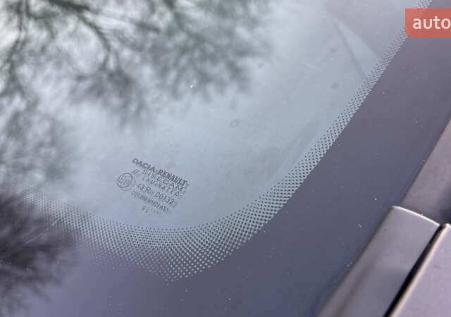 Коричневий Рено Логан, об'ємом двигуна 1.46 л та пробігом 68 тис. км за 11300 $, фото 59 на Automoto.ua