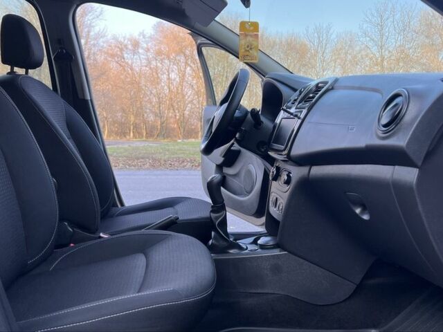 Коричневый Рено Логан, объемом двигателя 1.5 л и пробегом 68 тыс. км за 11300 $, фото 11 на Automoto.ua